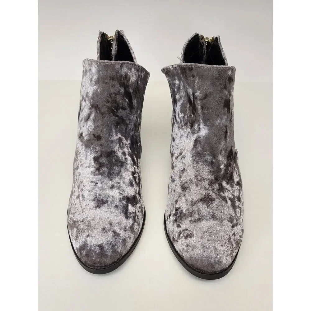 Qupid Women's Velvet Mauve Booties Size US 6